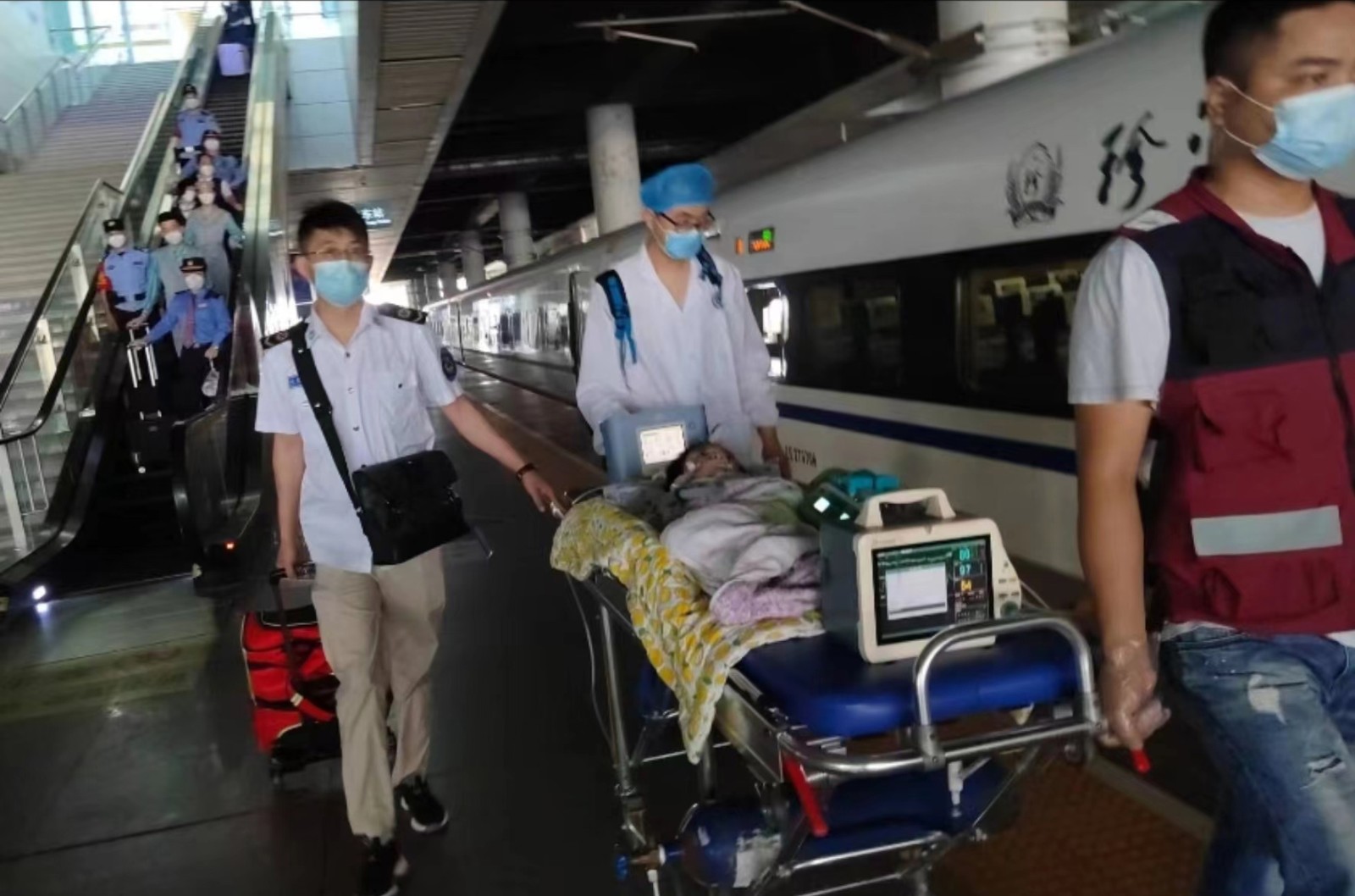 七台河高铁转运公司